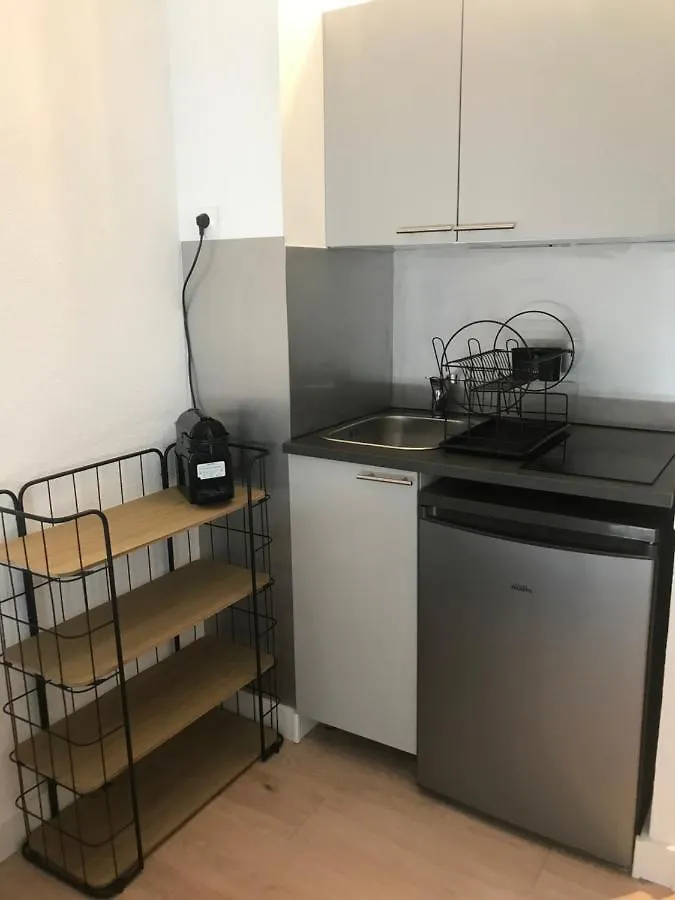 Studio 2 Adultes 2 Enfants Sanary Sur Mer A 800M De La Mer
