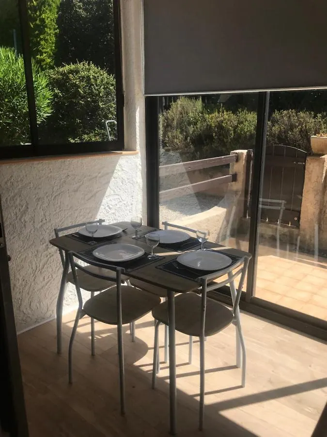 Studio 2 Adultes 2 Enfants Sanary Sur Mer A 800M De La Mer Apartment Sanary-sur-Mer